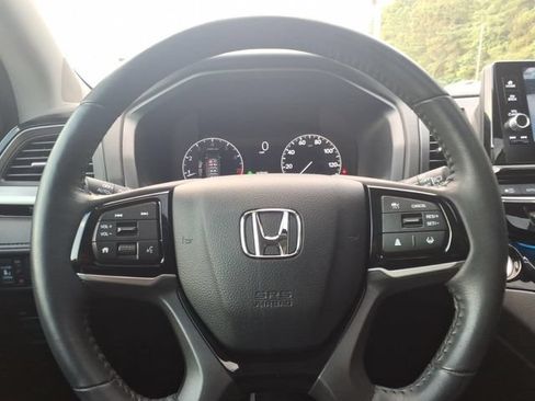 Used 2025 Honda Odyssey Touring image 20