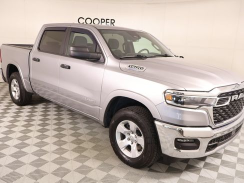 Used 2025 RAM 1500 Big Horn AWD/4WD image 1