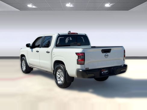 New 2026 Nissan Frontier S image 3