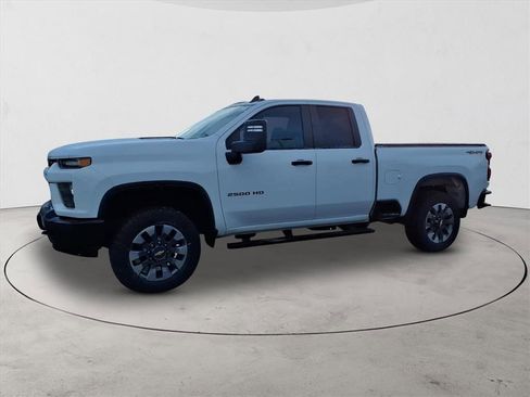 Certified 2021 Chevrolet Silverado 2500 Custom w/ Custom Value Package image 8