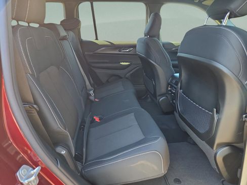 New 2025 Jeep Grand Cherokee Laredo X image 20