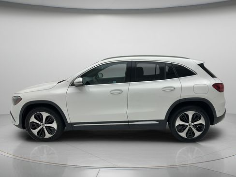 Used 2025 Mercedes-Benz GLA 250 4MATIC image 7