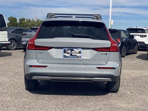 New 2026 Volvo V60 B5 Cross Country Plus w/ Climate Package image 8