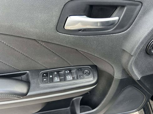 Used 2022 Dodge Charger GT RWD image 17