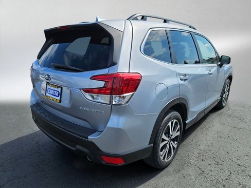 Used 2023 Subaru Forester Limited AWD/4WD image 7