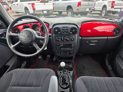 Used 2003 Chrysler PT Cruiser FWD image 5