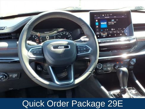 Used 2024 Jeep Compass Trailhawk image 2