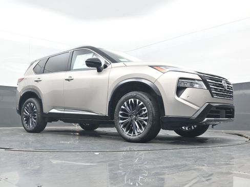 New 2026 Nissan Rogue Platinum w/ Platinum Premium Package image 22