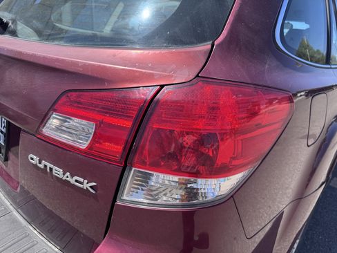 Used 2012 Subaru Outback 2.5i AWD/4WD image 52
