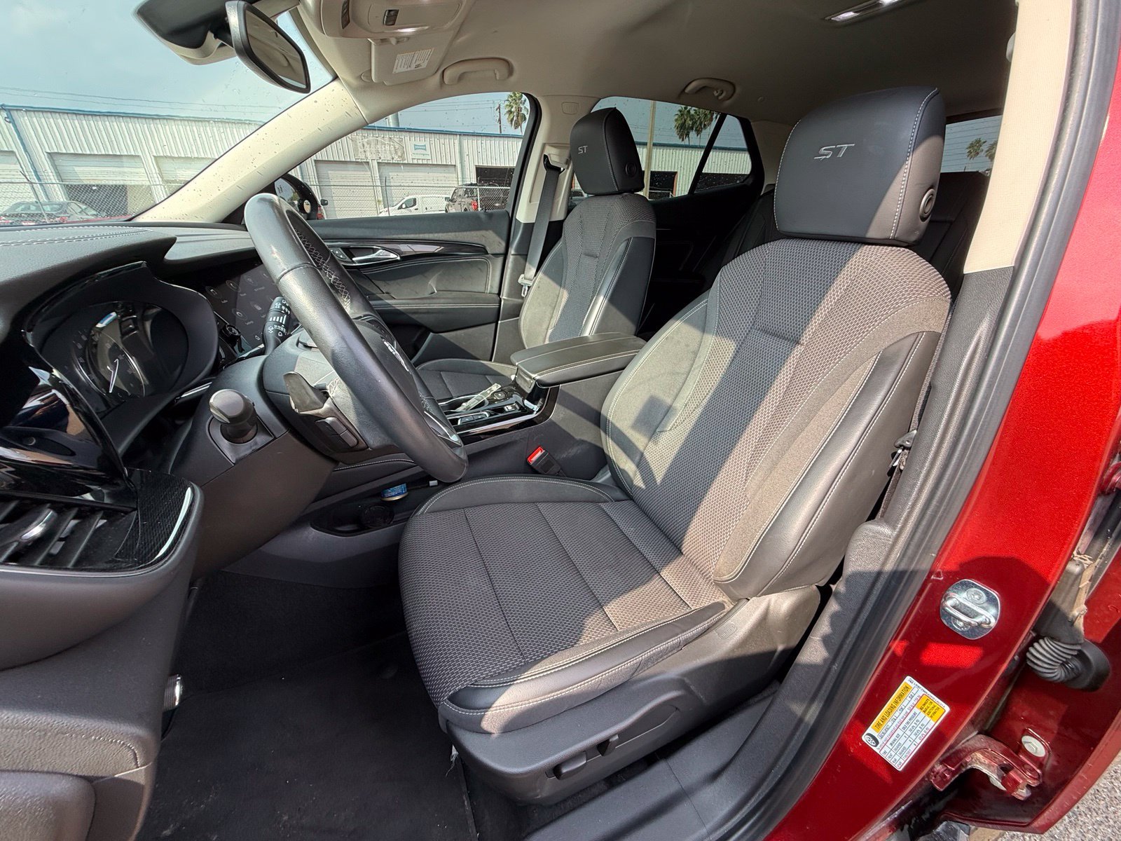 Used 2023 Buick Envision Preferred w/ Sport Touring Package AWD/4WD image 11