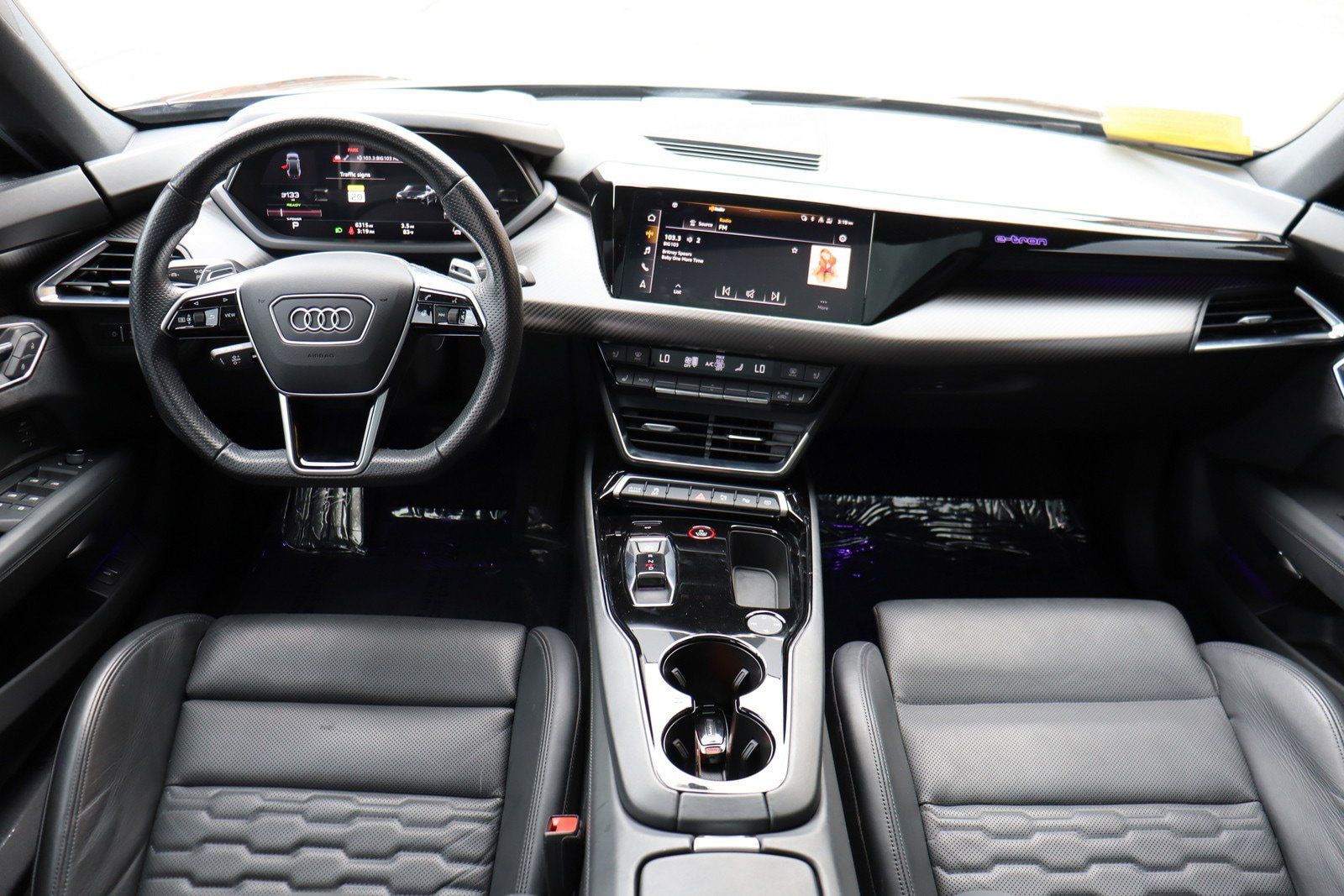Used 2022 Audi e-tron GT Prestige w/ Prestige Package AWD/4WD image 9