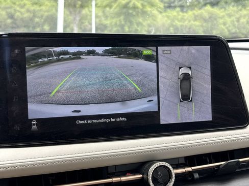Certified 2023 Nissan Ariya FWD image 6