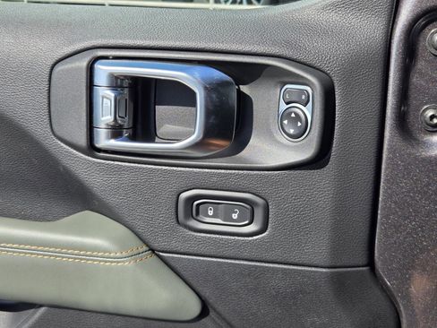 New 2026 Jeep Gladiator Mojave image 24