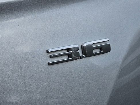 Used 2019 Cadillac XTS Luxury image 17