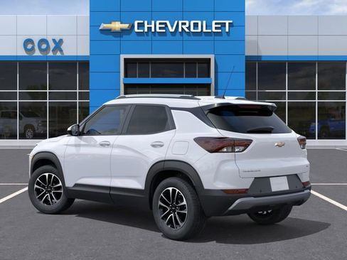 New 2026 Chevrolet TrailBlazer LT FWD image 3