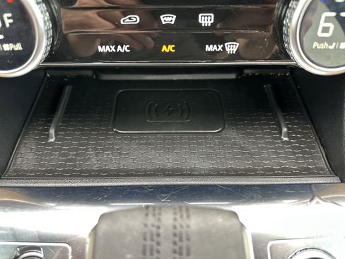 Used 2021 Jaguar F-PACE S image 31