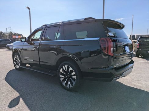 New 2026 Ford Expedition Platinum w/ Driver's Package image 6