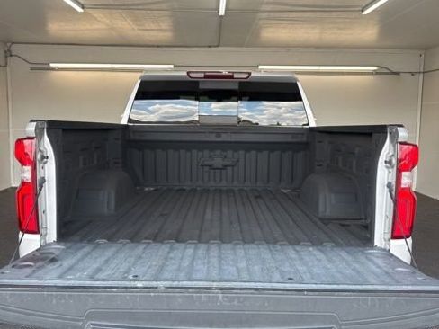 Used 2019 Chevrolet Silverado 1500 LT Trail Boss AWD/4WD image 28