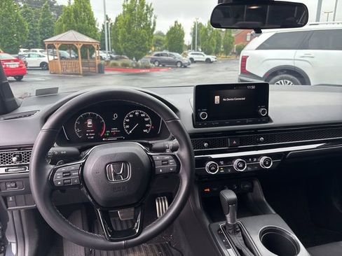 Used 2025 Honda Civic Sport image 12