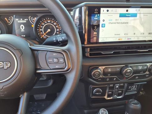 New 2026 Jeep Gladiator Sport image 11