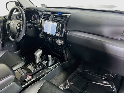 Certified 2024 Toyota 4Runner TRD Off-Road Premium w/ Off Road Premium Plus Package AWD/4WD image 26