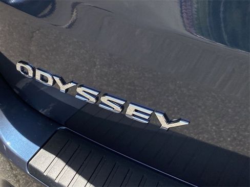 New 2026 Honda Odyssey Touring image 8