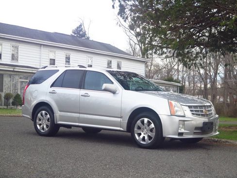 Used 2008 Cadillac SRX AWD w/ Utility Package image 6