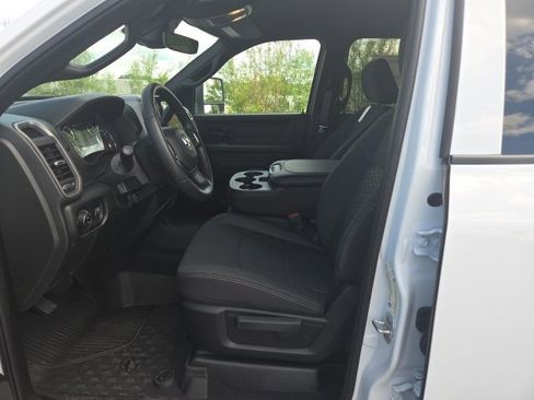 New 2025 RAM 2500 Tradesman image 30
