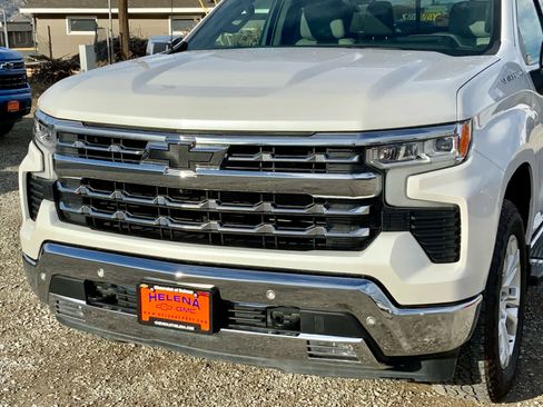 Used 2022 Chevrolet Silverado 1500 LTZ w/ LTZ Premium Package image 12