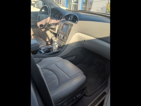 Used 2014 Buick Enclave Leather image 4