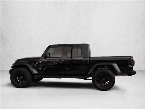 Used 2020 Jeep Gladiator Overland AWD/4WD image 2