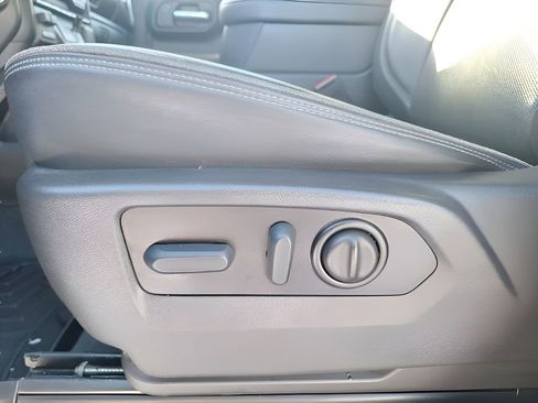 Used 2022 Chevrolet Silverado 1500 High Country w/ LPO, Dark Essentials Package image 25