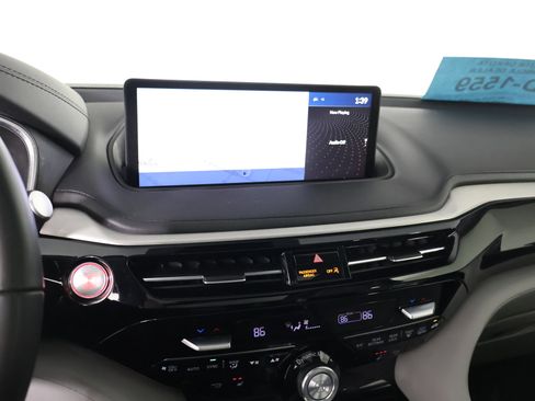 Certified 2024 Acura MDX w/Technology Package image 25