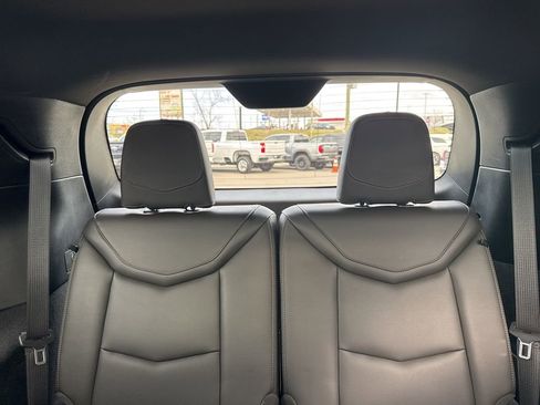 Used 2025 Cadillac XT6 Luxury image 37