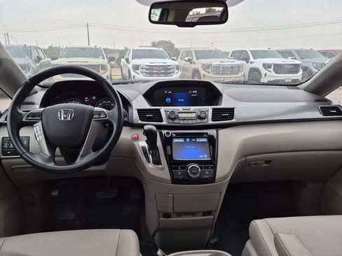 Used 2017 Honda Odyssey EX-L image 29