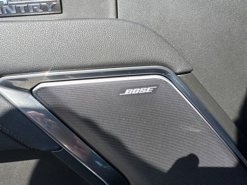 Certified 2025 Chevrolet Silverado 1500 High Country w/ Technology Package AWD/4WD image 24
