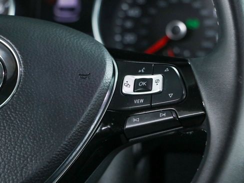 Used 2021 Volkswagen Tiguan SE w/ Panoramic Sunroof Package FWD image 14