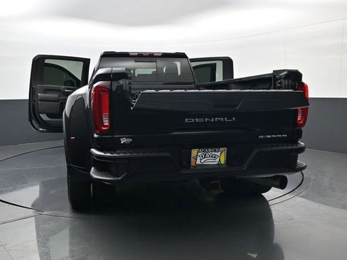 Used 2022 GMC Sierra 3500 Denali w/ Denali Ultimate Package AWD/4WD image 32