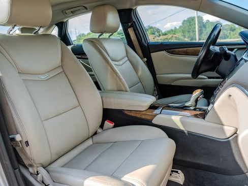 Used 2018 Cadillac XTS Luxury AWD/4WD image 31