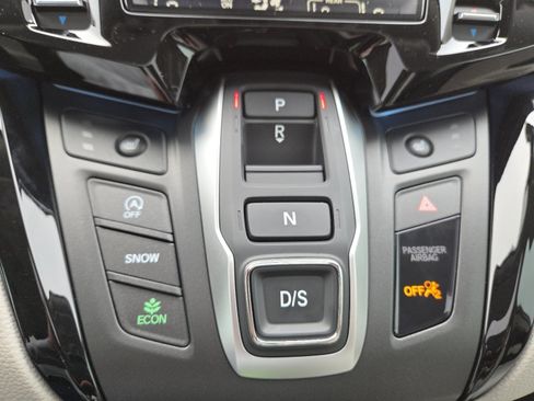 New 2026 Honda Odyssey Touring image 37