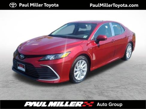 Certified 2022 Toyota Camry LE w/ Carpet Mat Package (TMS) FWD image 1