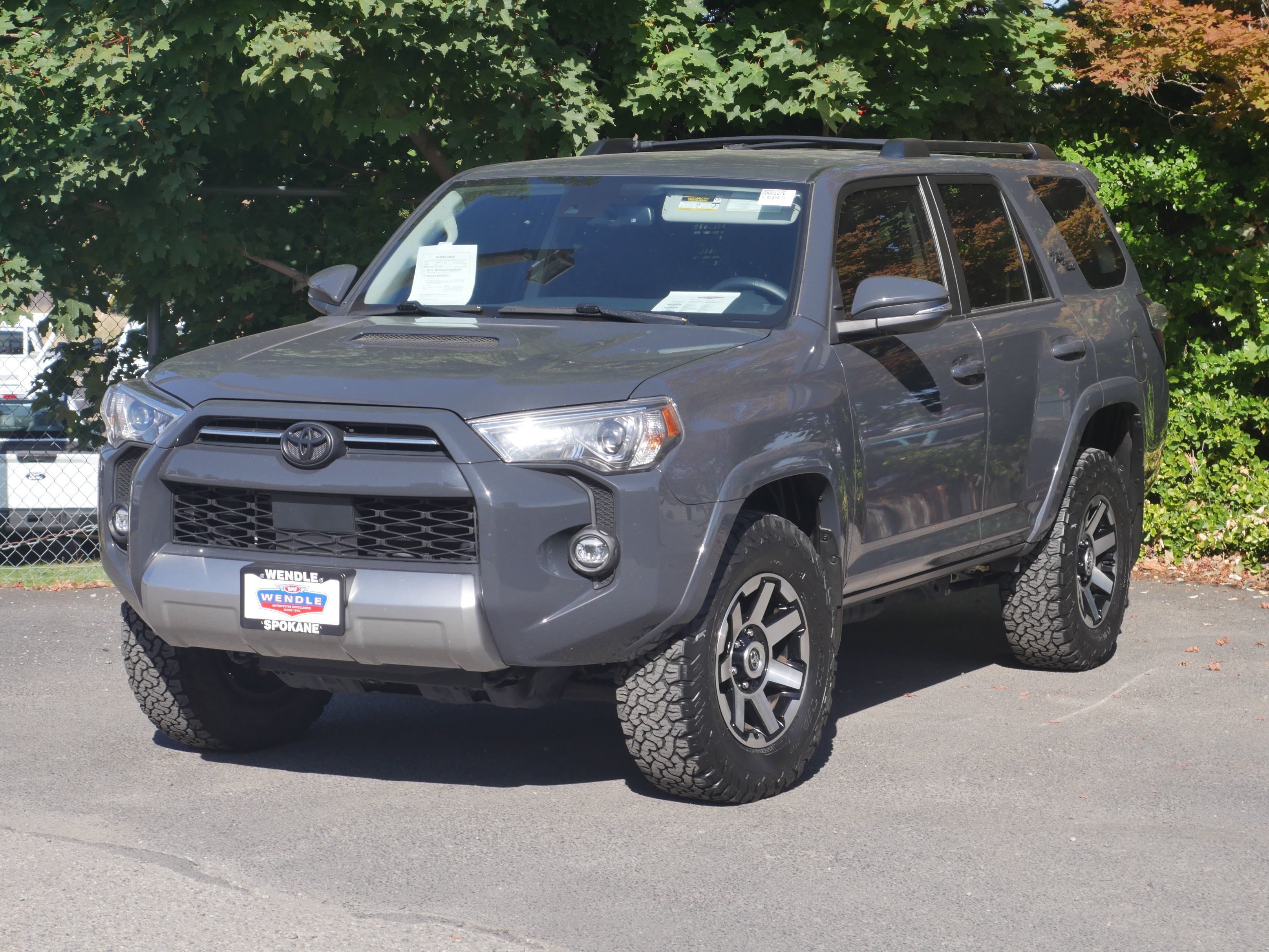 Used 2024 Toyota 4Runner TRD Off-Road Premium AWD/4WD image 2