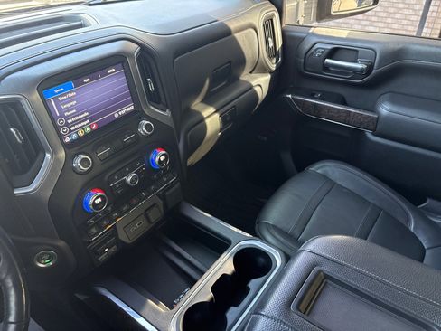 Used 2020 GMC Sierra 2500 Denali w/ Denali Ultimate Package image 21