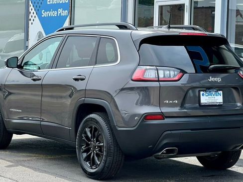 Used 2022 Jeep Cherokee Latitude Lux image 3
