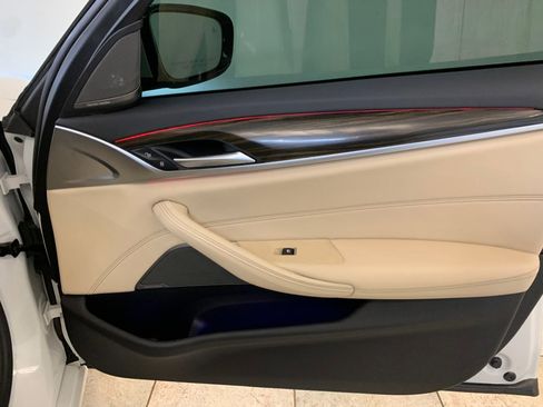 Used 2022 BMW 530i xDrive w/ Premium Package image 77