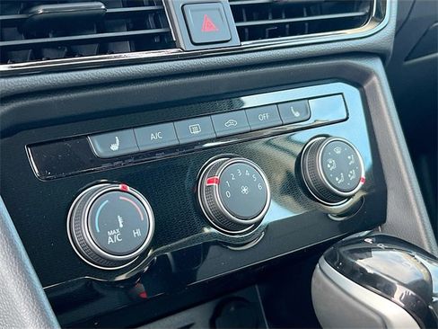 New 2026 Volkswagen Taos S image 15