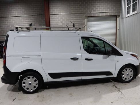 Used 2022 Ford Transit Connect XL FWD image 6