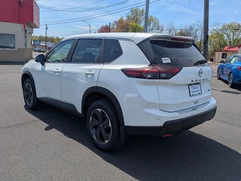 New 2025 Nissan Rogue SV AWD/4WD image 35