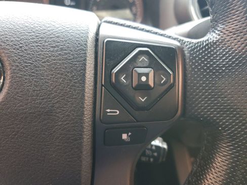 Used 2016 Toyota Tacoma 2WD Double Cab image 24