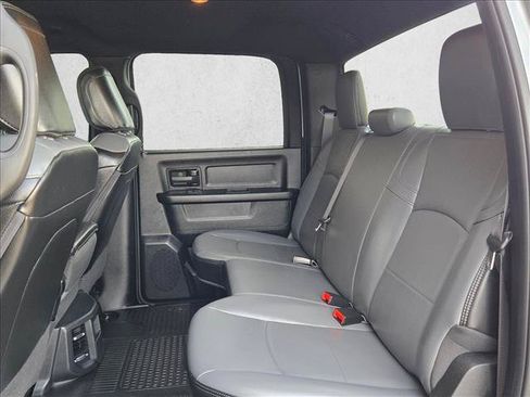 Used 2024 RAM 2500 Tradesman w/ Chrome Appearance Group AWD/4WD image 16